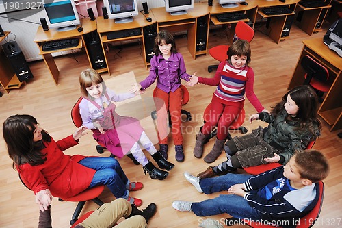 Image of it education with children in school