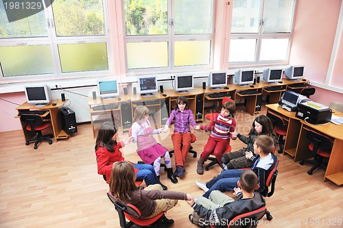 Image of it education with children in school