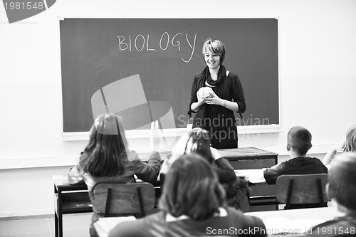 Image of learn biology in school