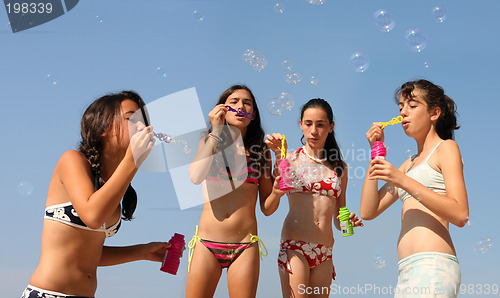 Image of Girls with bubbles