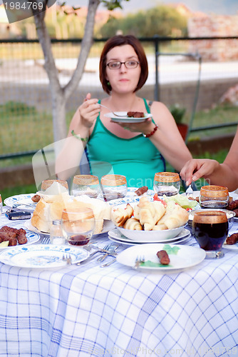 Image of outside lunch