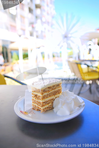 Image of cake and coffee on table