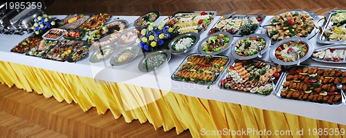 Image of buffet food