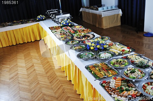 Image of buffet food