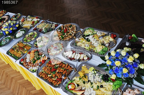 Image of buffet food