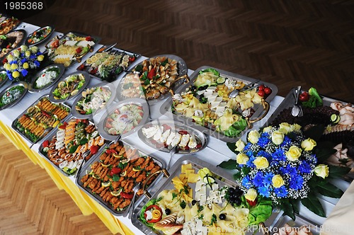 Image of buffet food