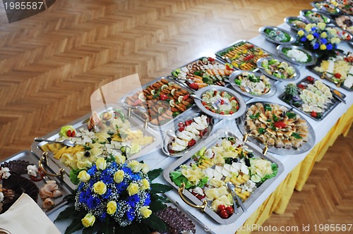 Image of buffet food