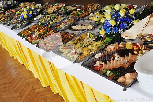 Image of buffet food