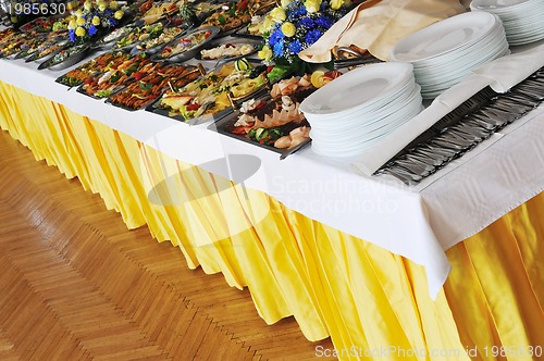 Image of buffet food