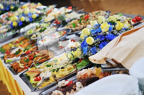 Image of buffet food