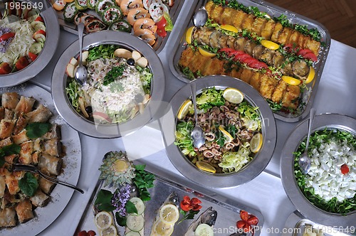 Image of buffet food