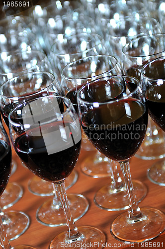 Image of red wine glasses backgound party