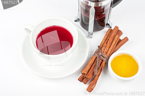 Image of berries  tea