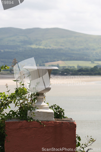 Image of Urn on a plinth