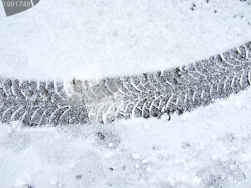 Image of tire tracks