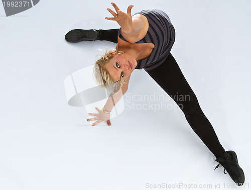 Image of Girl dancing