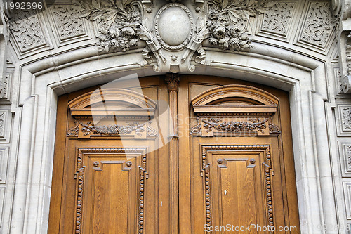 Image of Paris door