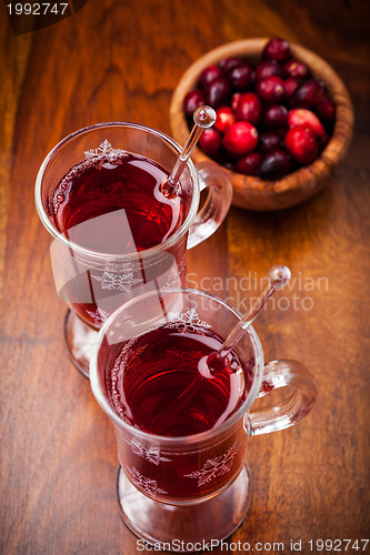 Image of Hot mulled wine with cranberries