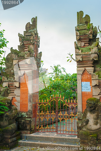 Image of Bali temple gate