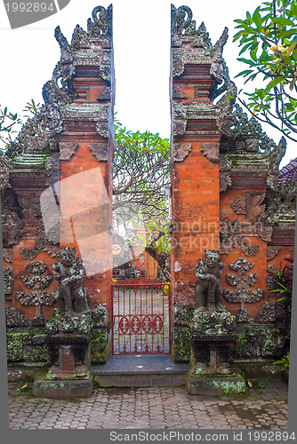 Image of Bali temple gate