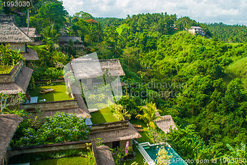 Image of Houses looking over a ravine