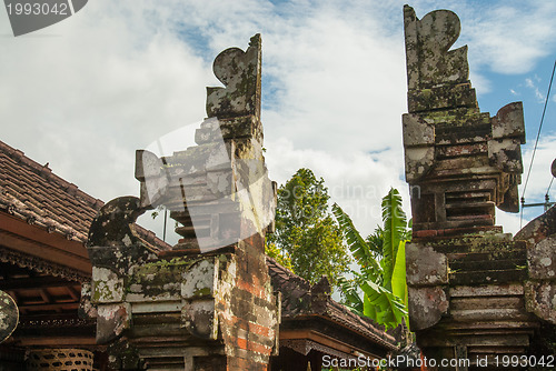 Image of Bali temple gate