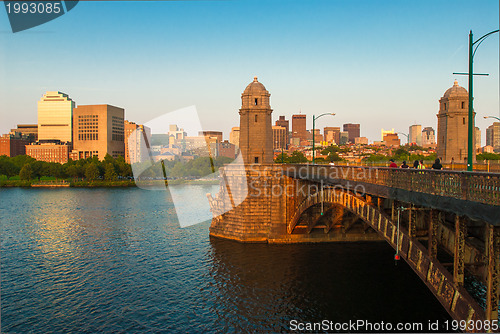 Image of Boston's Longfellow Bridge