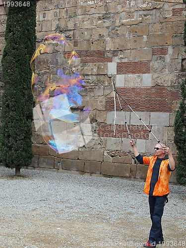 Image of Barcelona april 2012, bubble street artist