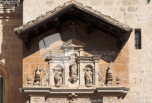 Image of Statues above entrance to the cathedral of Granada, Spain