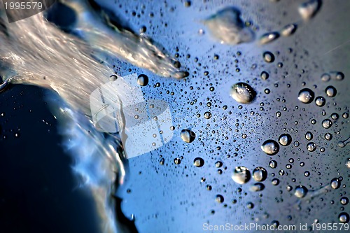 Image of Waterdroplets and colours