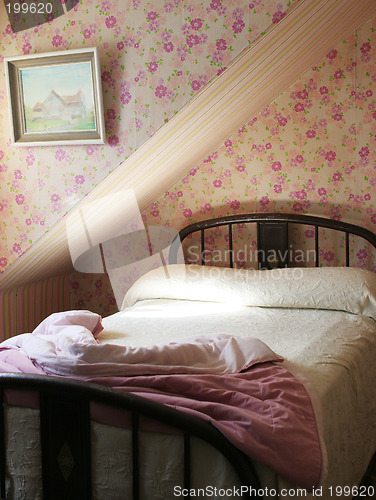 Image of Pretty pink bedroom