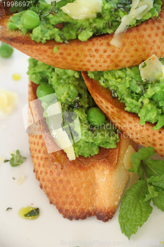 Image of Green Pea Baguette