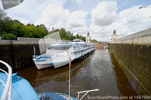 Image of River lock 