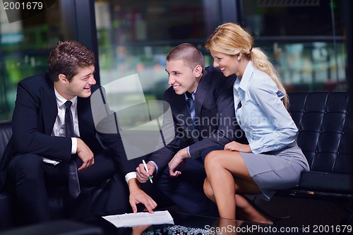 Image of business people making deal