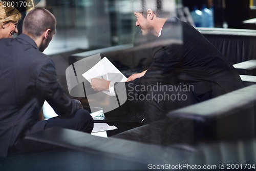 Image of business people making deal