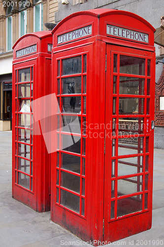 Image of London telephone box