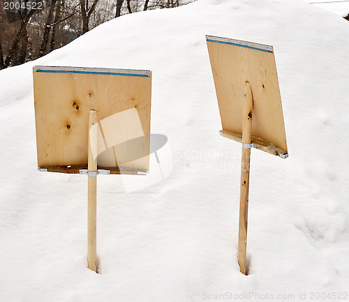 Image of shovels