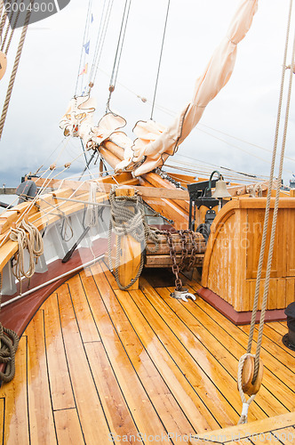 Image of Close-up shot of rope. Taken at a shipyard. 