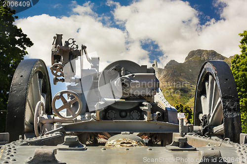 Image of An old cannon