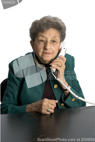 Image of senior woman telephone