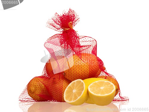 Image of Lemons in net bag