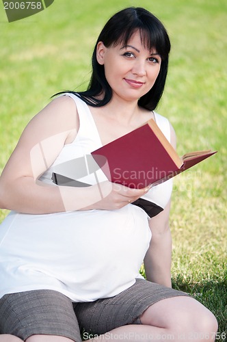 Image of Pregnant woman