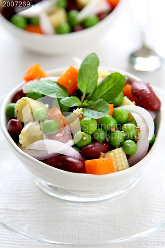 Image of Beans & peas salad