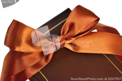 Image of Gift box with ribbon and bow