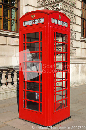 Image of London telephone box