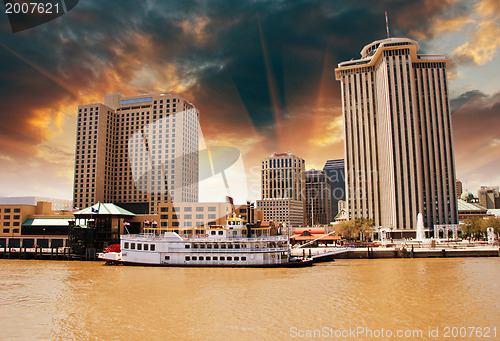 Image of Skycrapers of New Orleans with Mississippi River, Louisiana