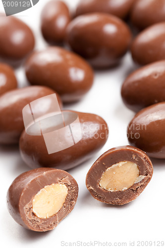 Image of almonds in chocolate