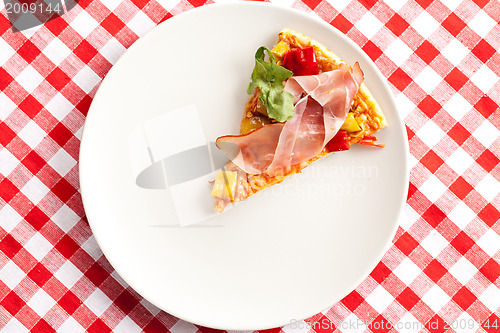 Image of pizza on plate