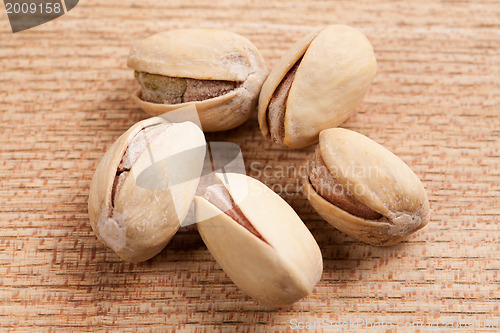 Image of pistachio nuts