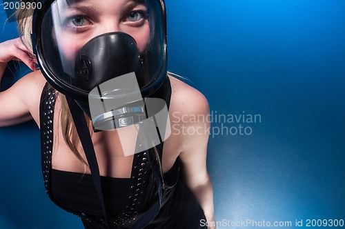 Image of Woman in gasmask